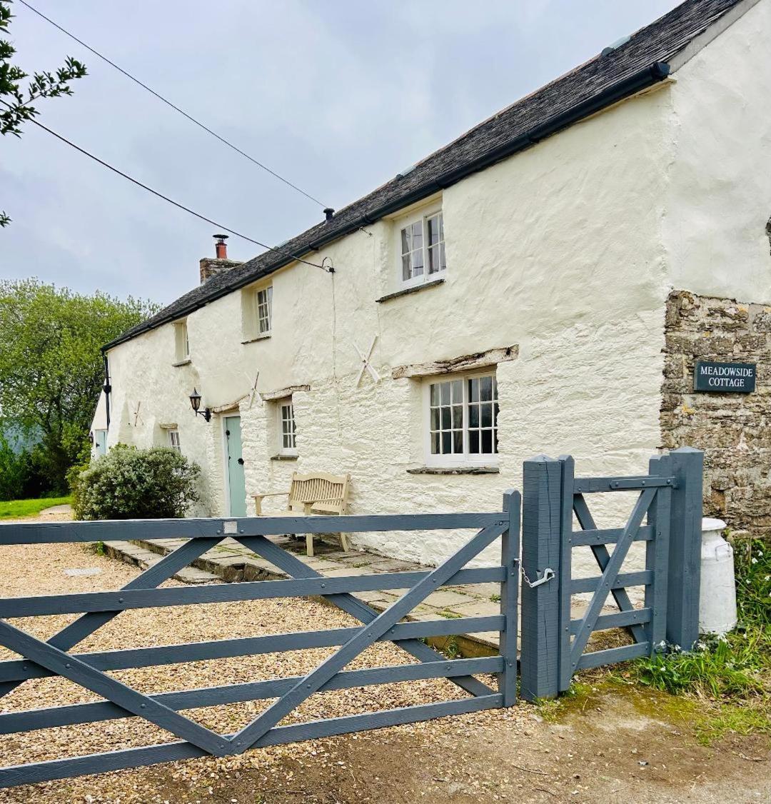 Meadowside Cottage, Characterful Grade 2 Listed Cottage Near To Wadebridge And Padstow Kültér fotó